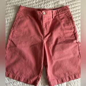 Boys Vinyard Vines shorts size 18